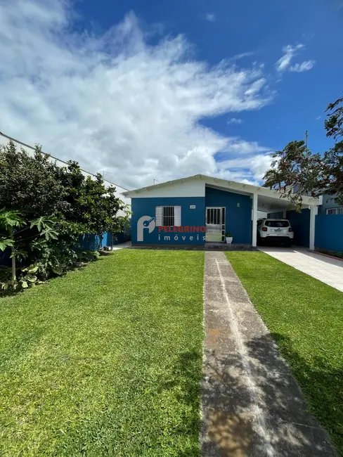 Foto 2 de Casa com 3 quartos à venda, 150m2 em Centro, Tapes - RS