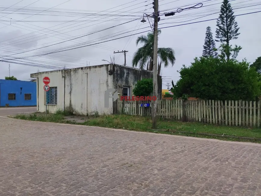 Foto 2 de Prédio Inteiro com 1 quarto à venda, 120m2 em Centro, Tapes - RS