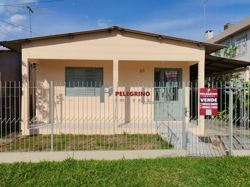 Foto 1 de Casa com 3 quartos à venda, 129m2 em Centro, Tapes - RS