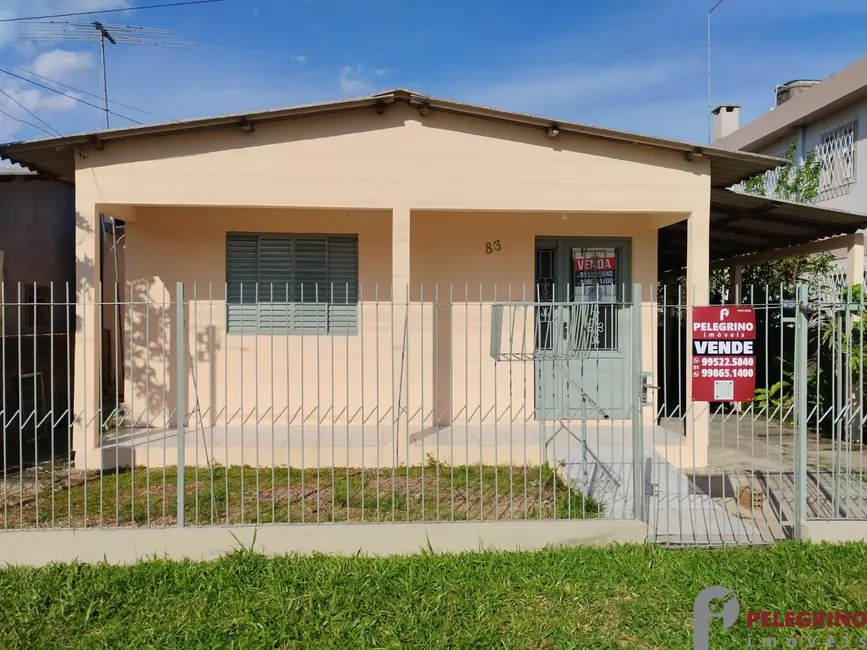 Foto 1 de Casa com 3 quartos à venda, 129m2 em Centro, Tapes - RS