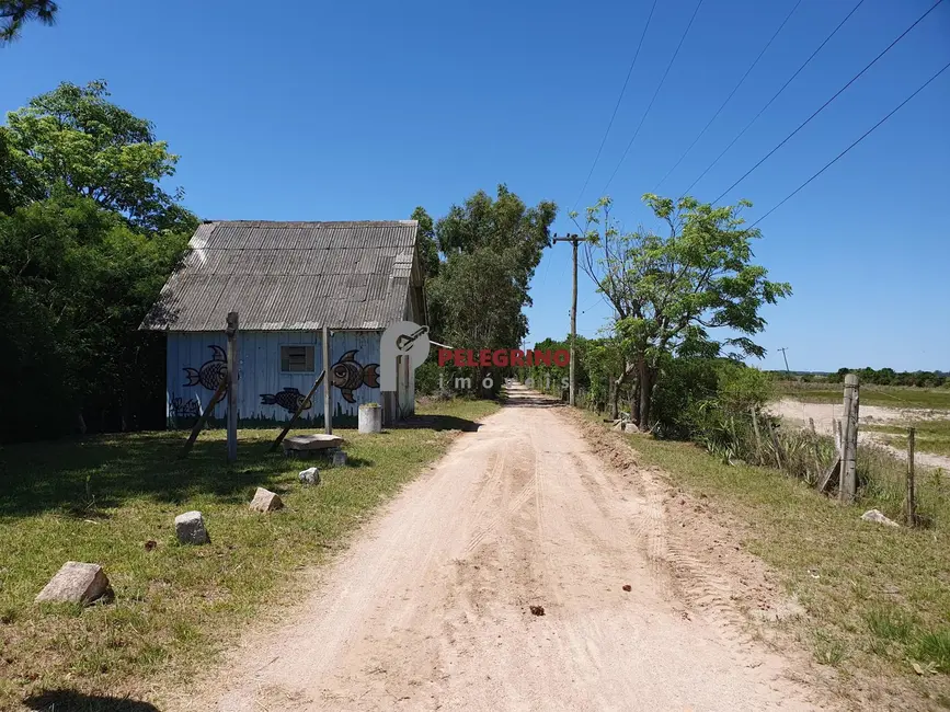 Foto 4 de Terreno / Lote à venda, 2551m2 em Tapes - RS