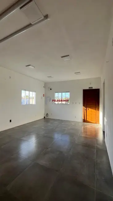 Foto 3 de Casa com 2 quartos à venda, 98m2 em Centro, Tapes - RS
