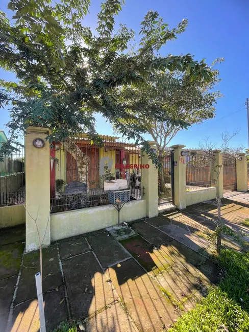 Foto 4 de Casa com 2 quartos à venda, 185m2 em Tapes - RS