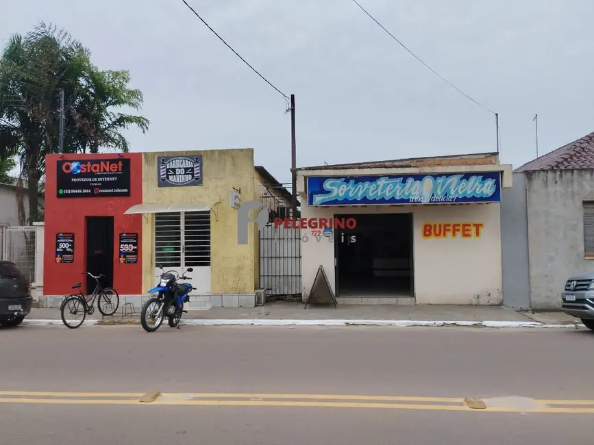 Foto 1 de Prédio Inteiro com 6 quartos à venda, 230m2 em Centro, Tapes - RS
