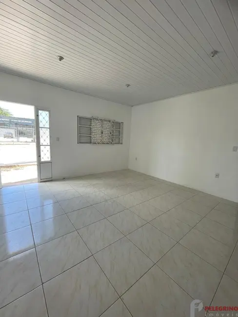 Casa com 1 quarto para alugar, 50m2 em Centro, Tapes - RS - imagem 4 Foto 4 de Casa com 1 quarto para alugar, 50m2 em Centro, Tapes - RS