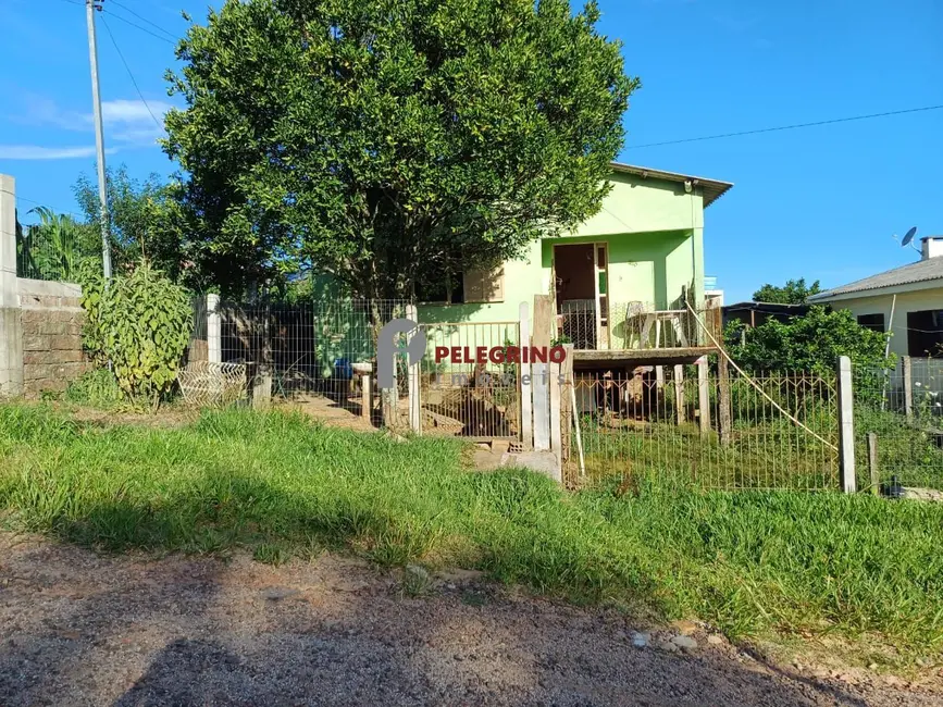 Foto 1 de Casa com 3 quartos à venda, 74m2 em Tapes - RS