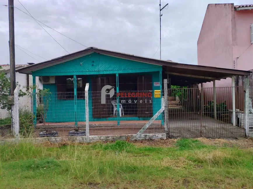 Foto 1 de Casa com 3 quartos à venda, 90m2 em Tapes - RS
