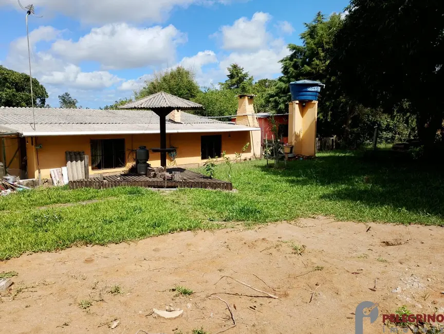 Foto 2 de Chácara com 3 quartos à venda, 200m2 em Tapes - RS