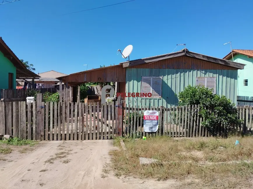 Foto 1 de Terreno / Lote à venda, 333m2 em Tapes - RS