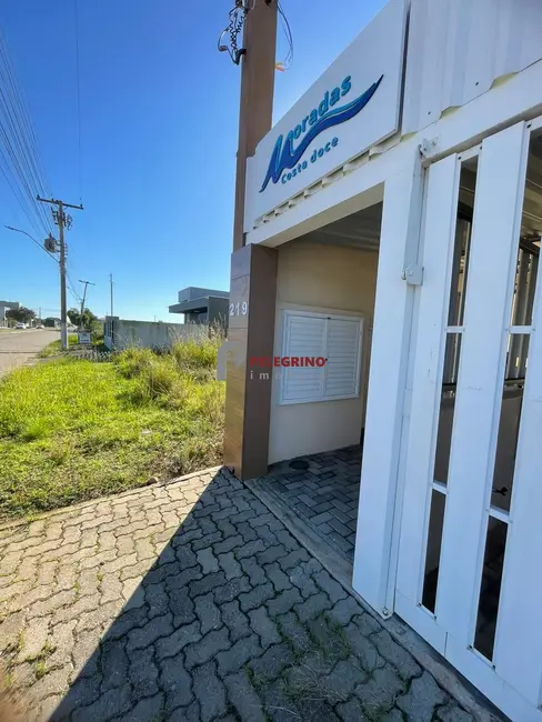 Casa de Condomínio com 2 quartos para alugar, 85m2 em Tapes - RS - imagem 1 Foto 1 de Casa de Condomínio com 2 quartos para alugar, 85m2 em Tapes - RS