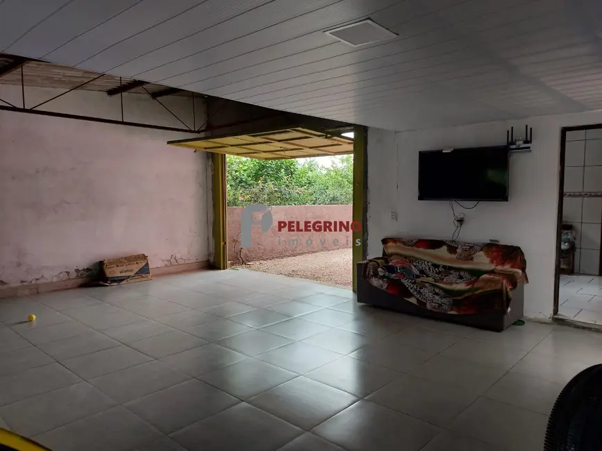 Foto 5 de Casa com 2 quartos à venda, 220m2 em Tapes - RS