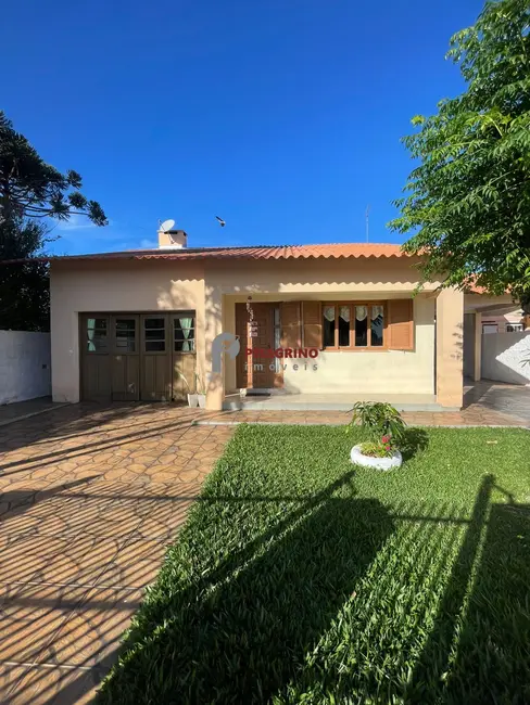 Casa com 4 quartos à venda, 150m2 em Centro, Tapes - RS - imagem 4 Foto 4 de Casa com 4 quartos à venda, 150m2 em Centro, Tapes - RS