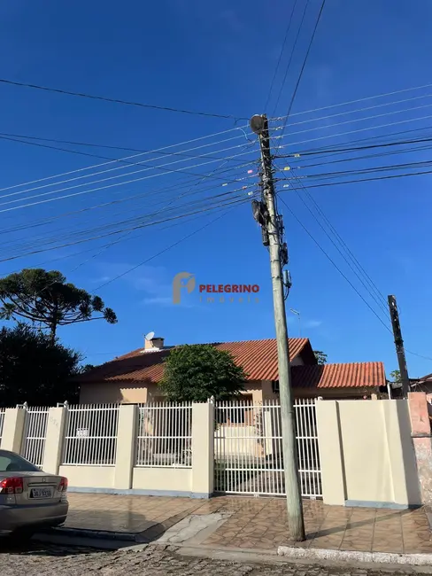 Foto 2 de Casa com 4 quartos à venda, 150m2 em Centro, Tapes - RS