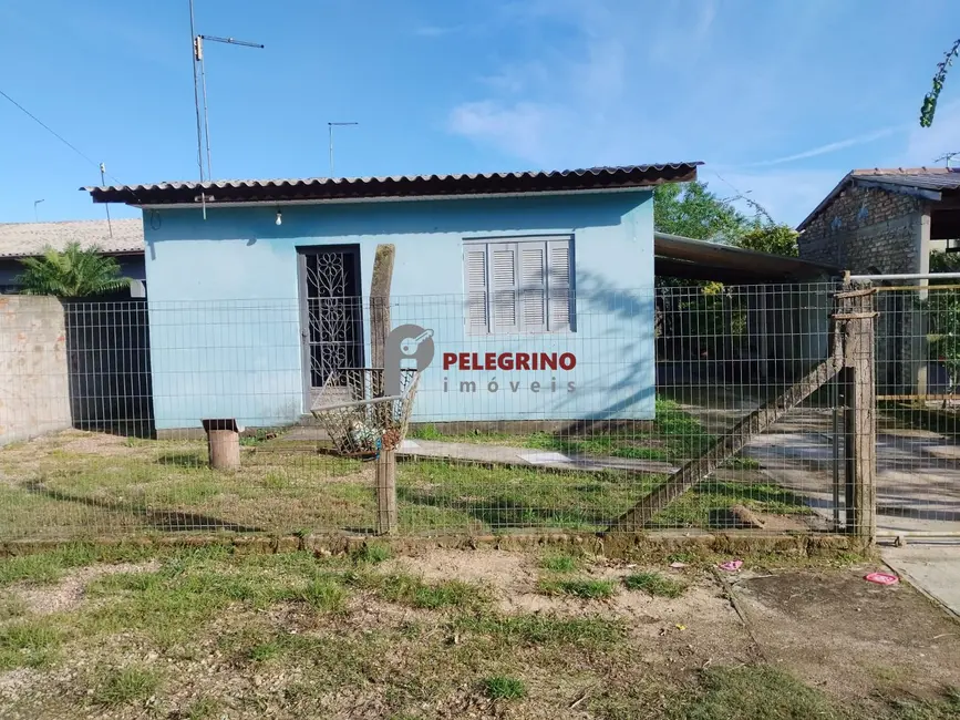 Foto 2 de Casa com 2 quartos para alugar, 65m2 em Tapes - RS