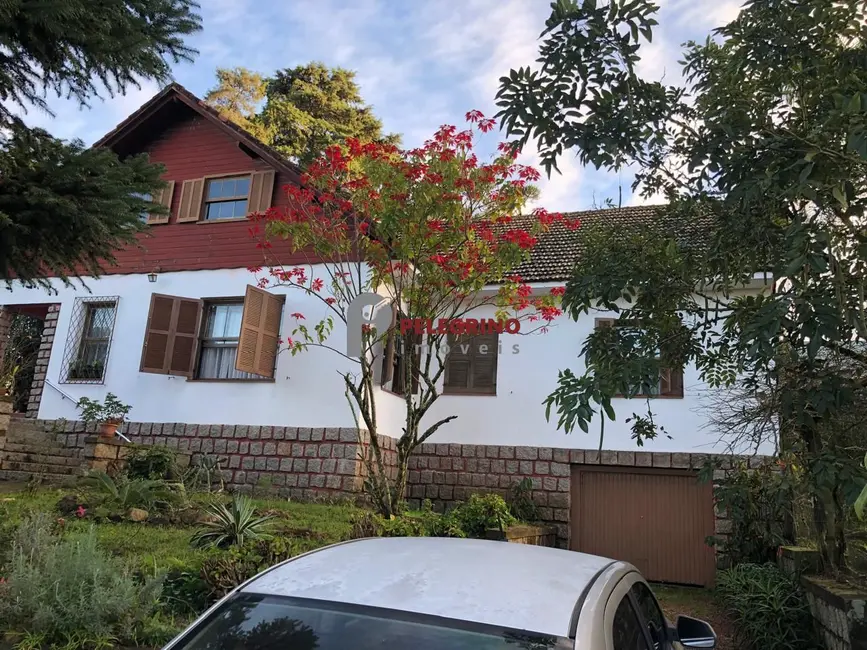 Foto 1 de Casa com 5 quartos à venda, 300m2 em Centro, Sertao Santana - RS