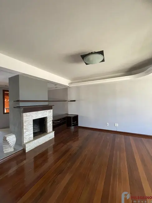 Foto 4 de Casa com 4 quartos à venda, 204m2 em Centro, Tapes - RS