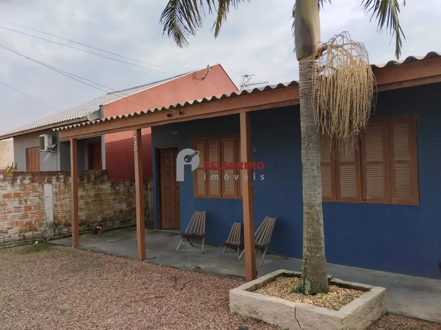Foto 2 de Casa com 3 quartos à venda, 103m2 em Tapes - RS