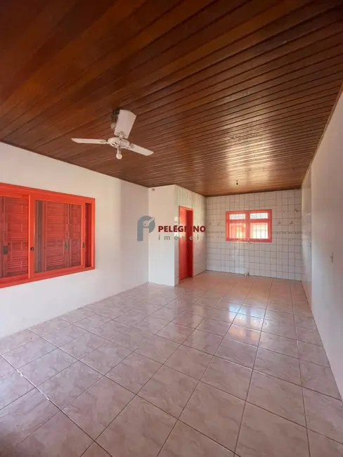 Foto 4 de Casa com 4 quartos à venda, 164m2 em Tapes - RS