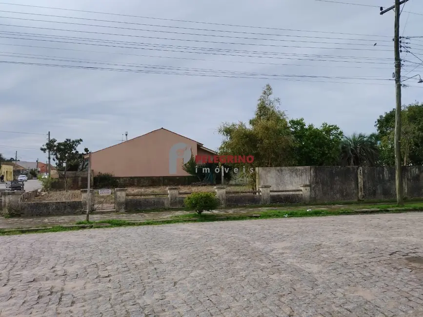 Foto 6 de Terreno / Lote à venda, 668m2 em Centro, Tapes - RS