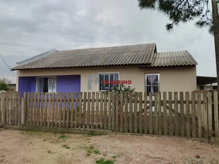 Foto 2 de Casa com 3 quartos à venda, 68m2 em Tapes - RS