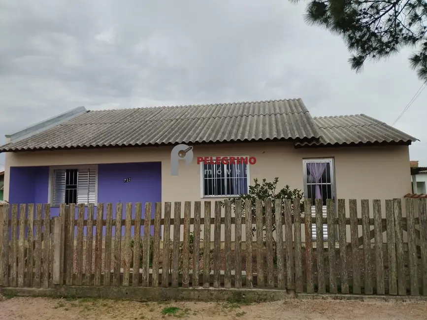 Foto 1 de Casa com 3 quartos à venda, 68m2 em Tapes - RS