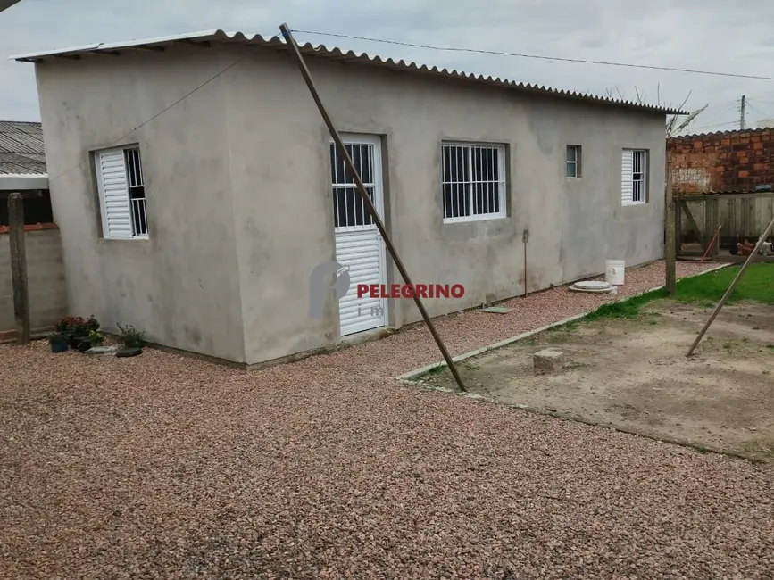 Foto 5 de Casa com 3 quartos à venda, 68m2 em Tapes - RS