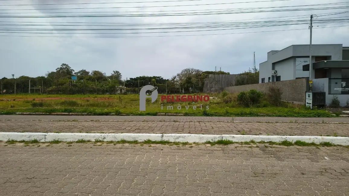 Foto 2 de Terreno / Lote à venda, 509m2 em Tapes - RS