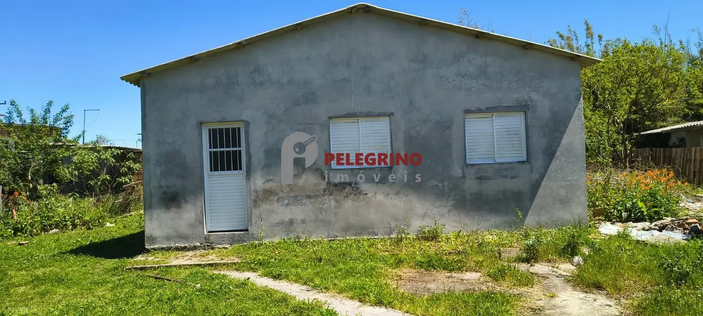 Foto 2 de Casa com 2 quartos à venda, 165m2 em Centro, Tapes - RS