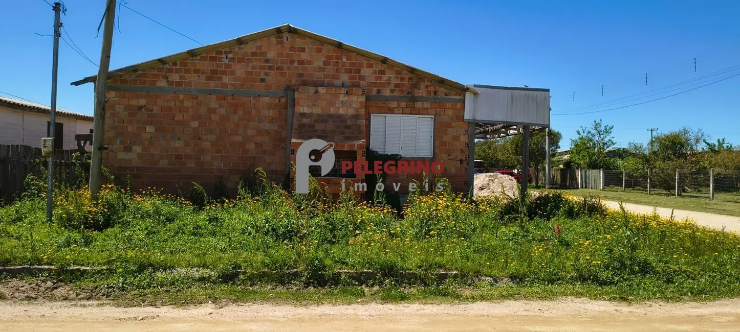 Casa com 2 quartos à venda, 138m2 em Tapes - RS - imagem 3 Foto 3 de Casa com 2 quartos à venda, 138m2 em Tapes - RS