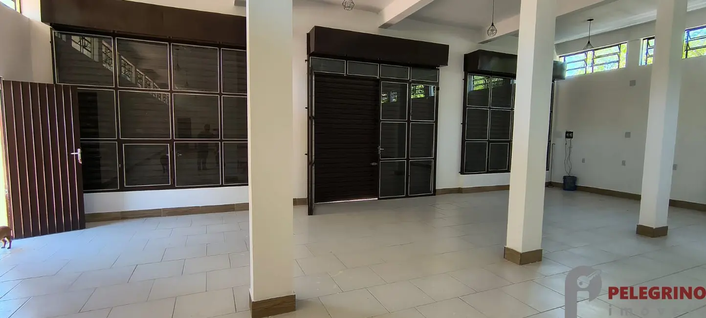 Prédio Inteiro com 2 quartos para alugar, 250m2 em Tapes - RS - imagem 3 Foto 3 de Prédio Inteiro com 2 quartos para alugar, 250m2 em Tapes - RS