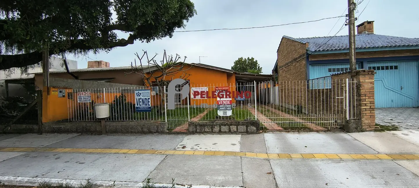 Casa com 2 quartos à venda, 115m2 em Centro, Tapes - RS - imagem 2 Foto 2 de Casa com 2 quartos à venda, 115m2 em Centro, Tapes - RS