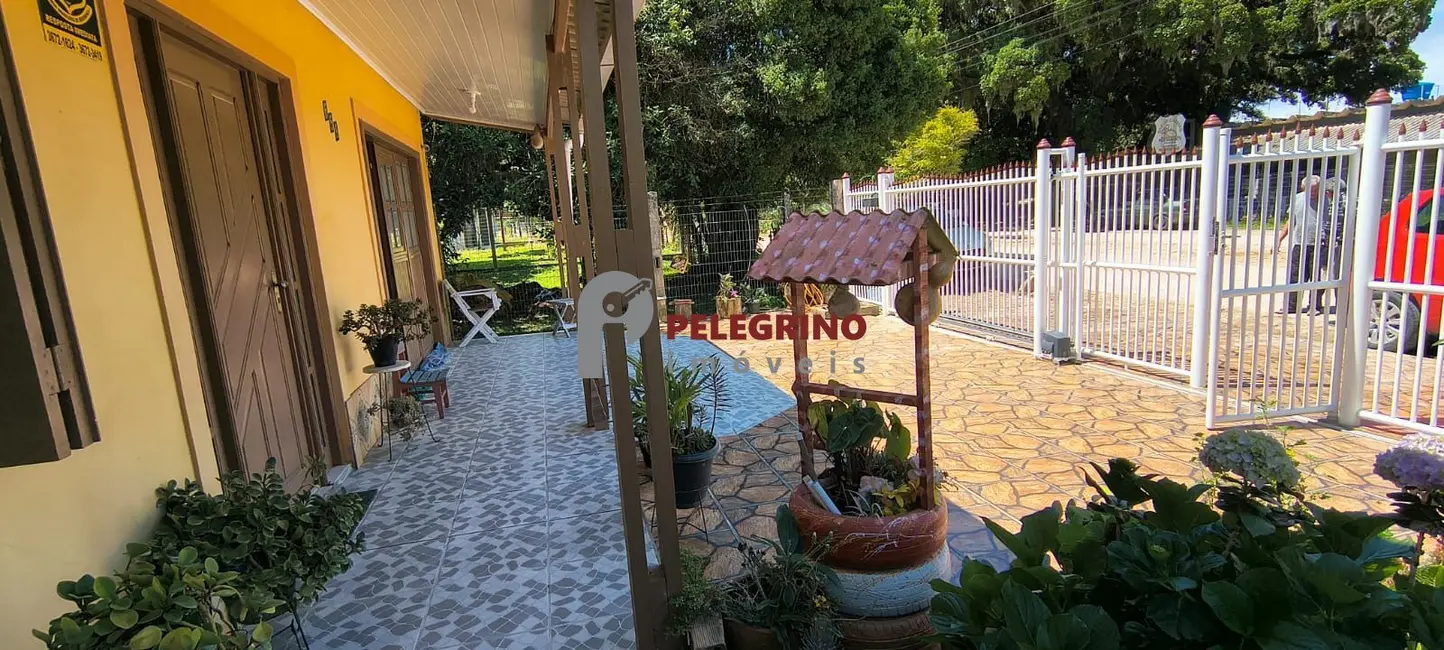 Casa com 2 quartos à venda, 192m2 em Tapes - RS - imagem 4 Foto 4 de Casa com 2 quartos à venda, 192m2 em Tapes - RS