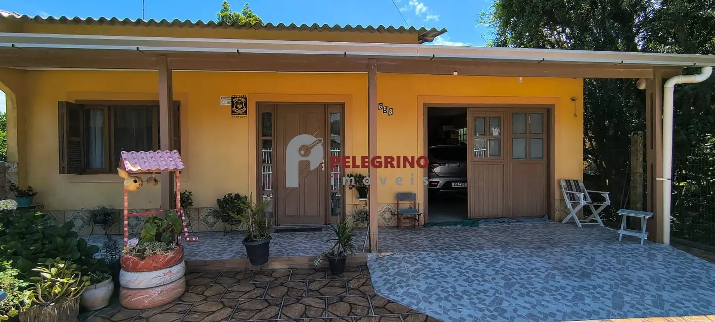 Casa com 2 quartos à venda, 192m2 em Tapes - RS - imagem 2 Foto 2 de Casa com 2 quartos à venda, 192m2 em Tapes - RS