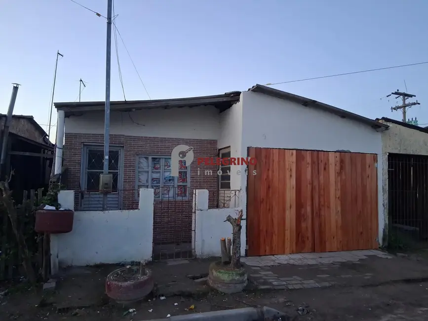 Foto 1 de Casa com 3 quartos à venda, 70m2 em Tapes - RS