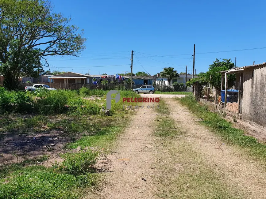 Foto 4 de Terreno / Lote à venda, 3245m2 em Centro, Tapes - RS
