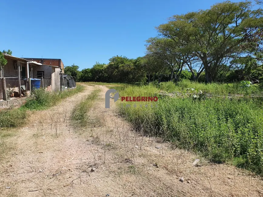 Foto 1 de Terreno / Lote à venda, 3245m2 em Centro, Tapes - RS