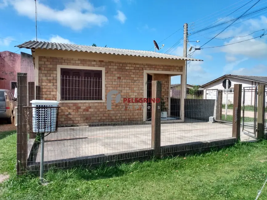 Foto 3 de Casa com 2 quartos à venda, 56m2 em Tapes - RS