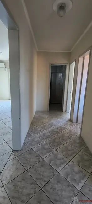 Apartamento com 2 quartos para alugar, 75m2 em Centro, Tapes - RS - imagem 9 Foto 9 de Apartamento com 2 quartos para alugar, 75m2 em Centro, Tapes - RS