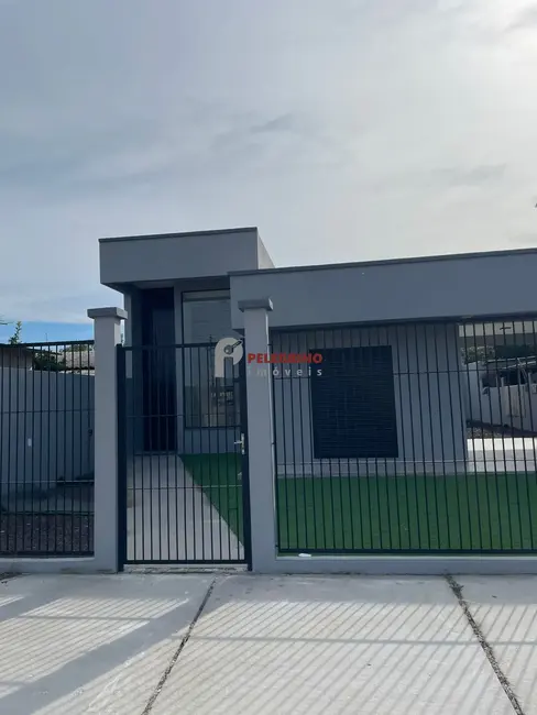 Foto 3 de Casa com 3 quartos para alugar, 100m2 em Centro, Tapes - RS