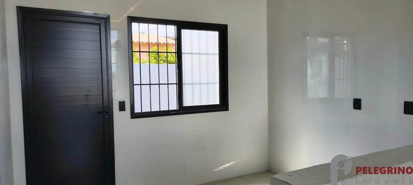 Casa com 3 quartos para alugar, 100m2 em Centro, Tapes - RS - imagem 8 Foto 8 de Casa com 3 quartos para alugar, 100m2 em Centro, Tapes - RS