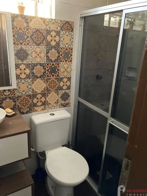 Foto 8 de Casa com 5 quartos à venda, 180m2 em Jardim Sabará, Porto Alegre - RS