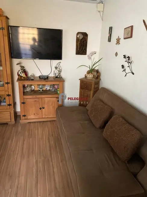 Foto 6 de Casa com 5 quartos à venda, 180m2 em Jardim Sabará, Porto Alegre - RS