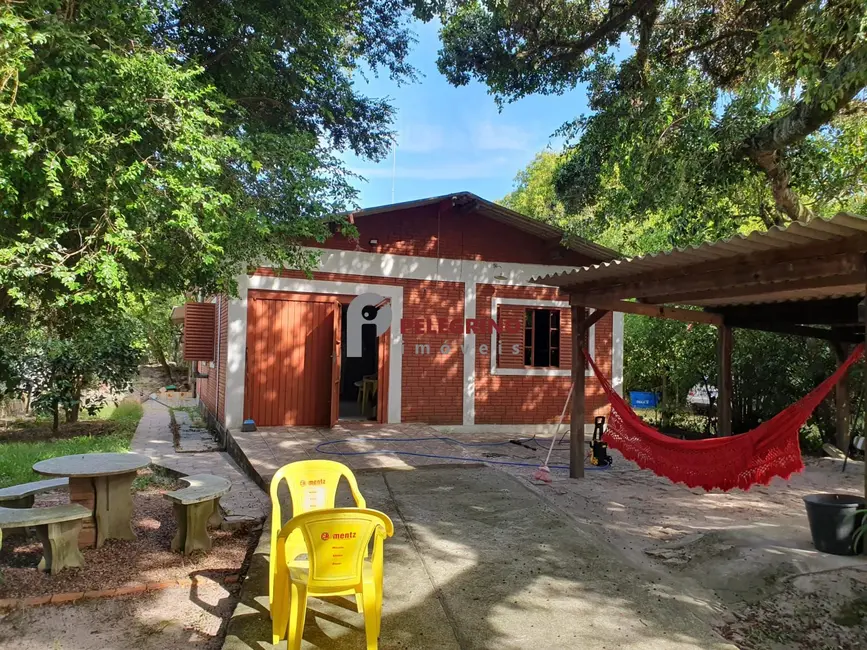 Foto 1 de Casa com 3 quartos à venda, 147m2 em Tapes - RS