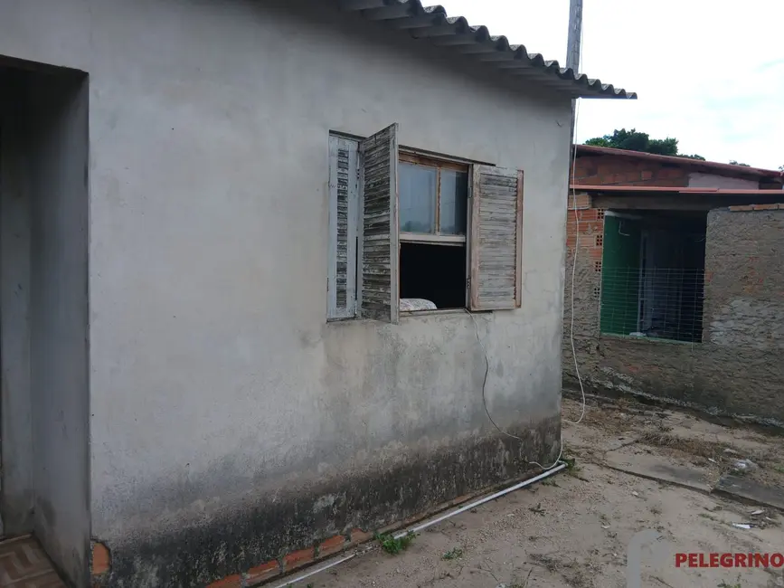 Foto 3 de Casa com 2 quartos à venda, 60m2 em Centro, Arambare - RS