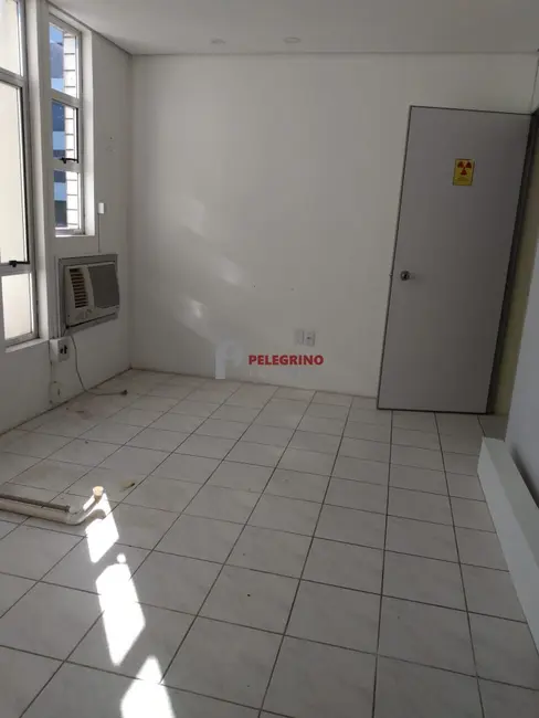 Sala Comercial com 3 quartos para alugar, 43m2 em Centro, Tapes - RS - imagem 9 Foto 9 de Sala Comercial com 3 quartos para alugar, 43m2 em Centro, Tapes - RS