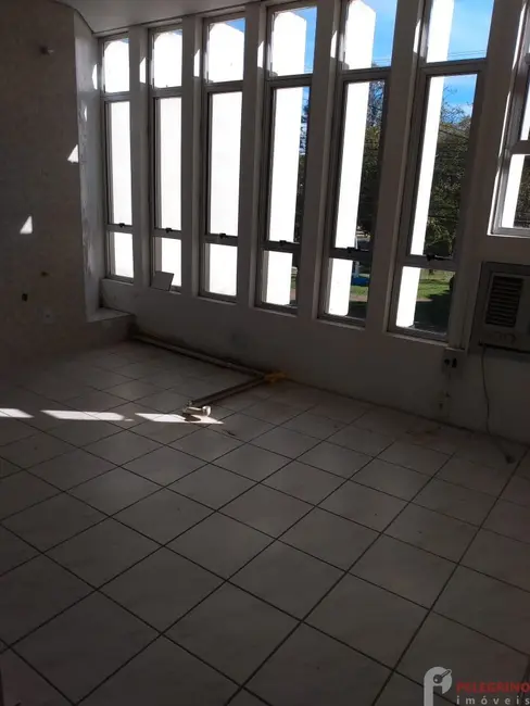 Sala Comercial com 3 quartos para alugar, 43m2 em Centro, Tapes - RS - imagem 7 Foto 7 de Sala Comercial com 3 quartos para alugar, 43m2 em Centro, Tapes - RS