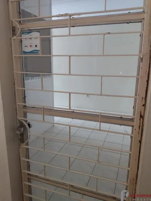 Sala Comercial com 3 quartos para alugar, 43m2 em Centro, Tapes - RS - imagem 2 Foto 2 de Sala Comercial com 3 quartos para alugar, 43m2 em Centro, Tapes - RS