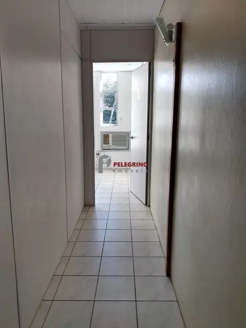 Sala Comercial com 3 quartos para alugar, 43m2 em Centro, Tapes - RS - imagem 6 Foto 6 de Sala Comercial com 3 quartos para alugar, 43m2 em Centro, Tapes - RS