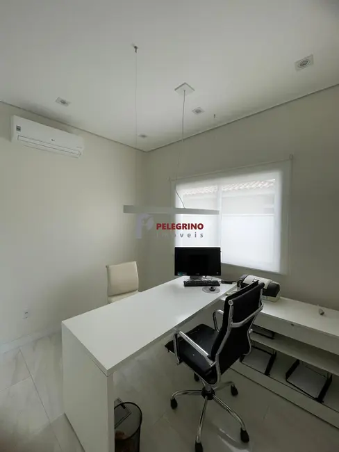 Foto 5 de Prédio Inteiro com 5 quartos para alugar, 148m2 em Centro, Tapes - RS