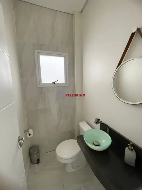 Foto 9 de Prédio Inteiro com 5 quartos para alugar, 148m2 em Centro, Tapes - RS